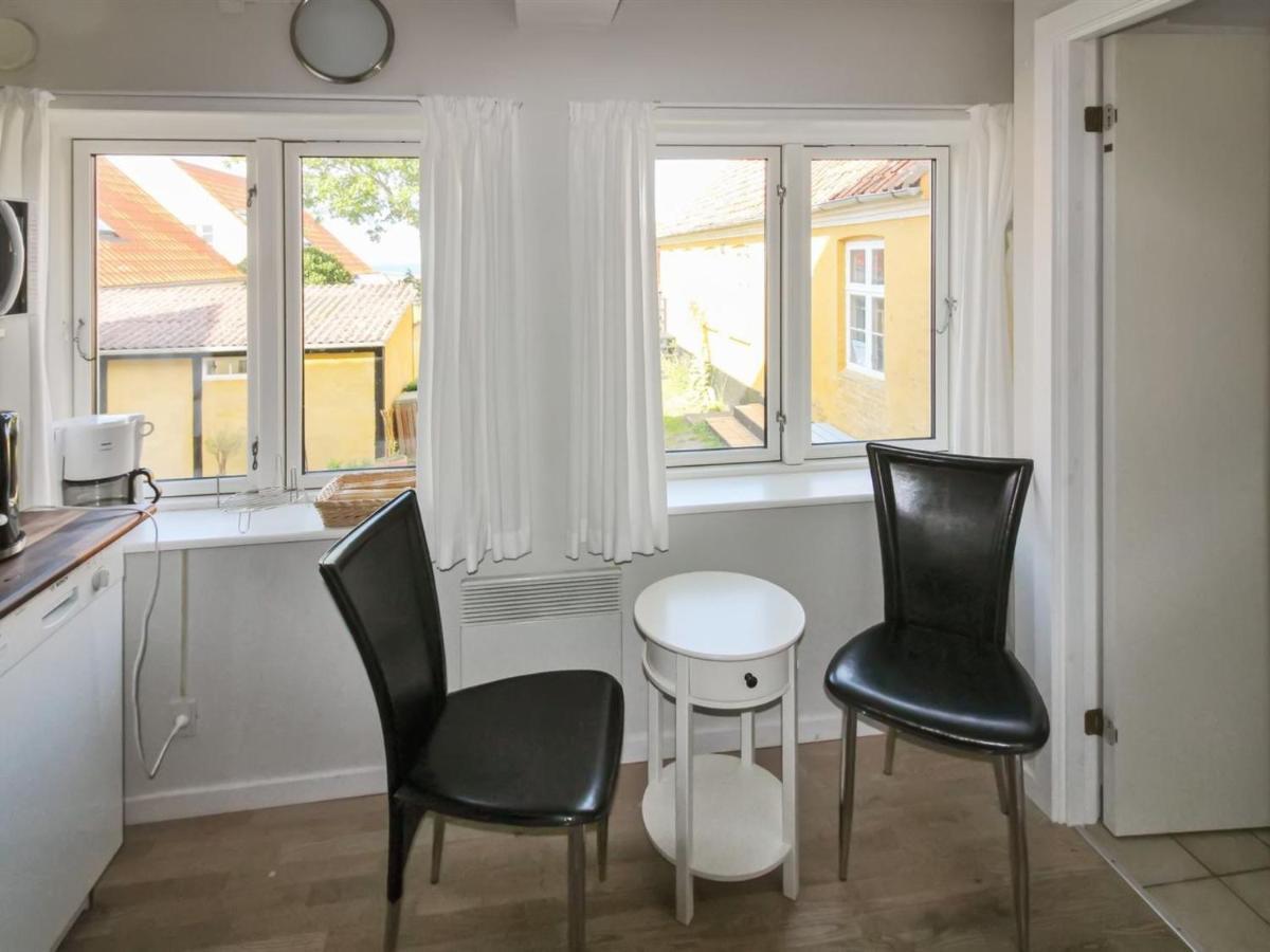 Apartment Thyrne - 500M From The Sea In Bornholm By Interhome 구드옘 외부 사진
